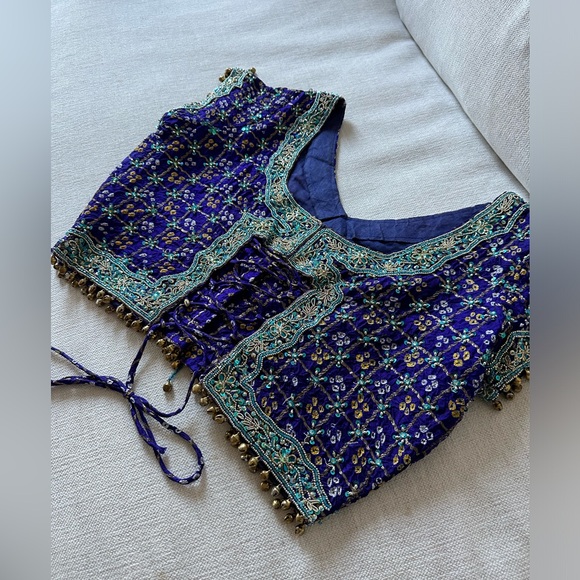 Indian Pakistani Blue Bandhani Chunri Lehenga - Picture 10 of 11